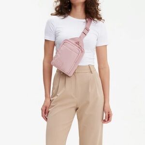 BÉIS Sport Sling in Atlas Pink